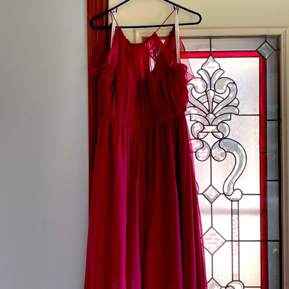 Wedding/prom dress worn once
